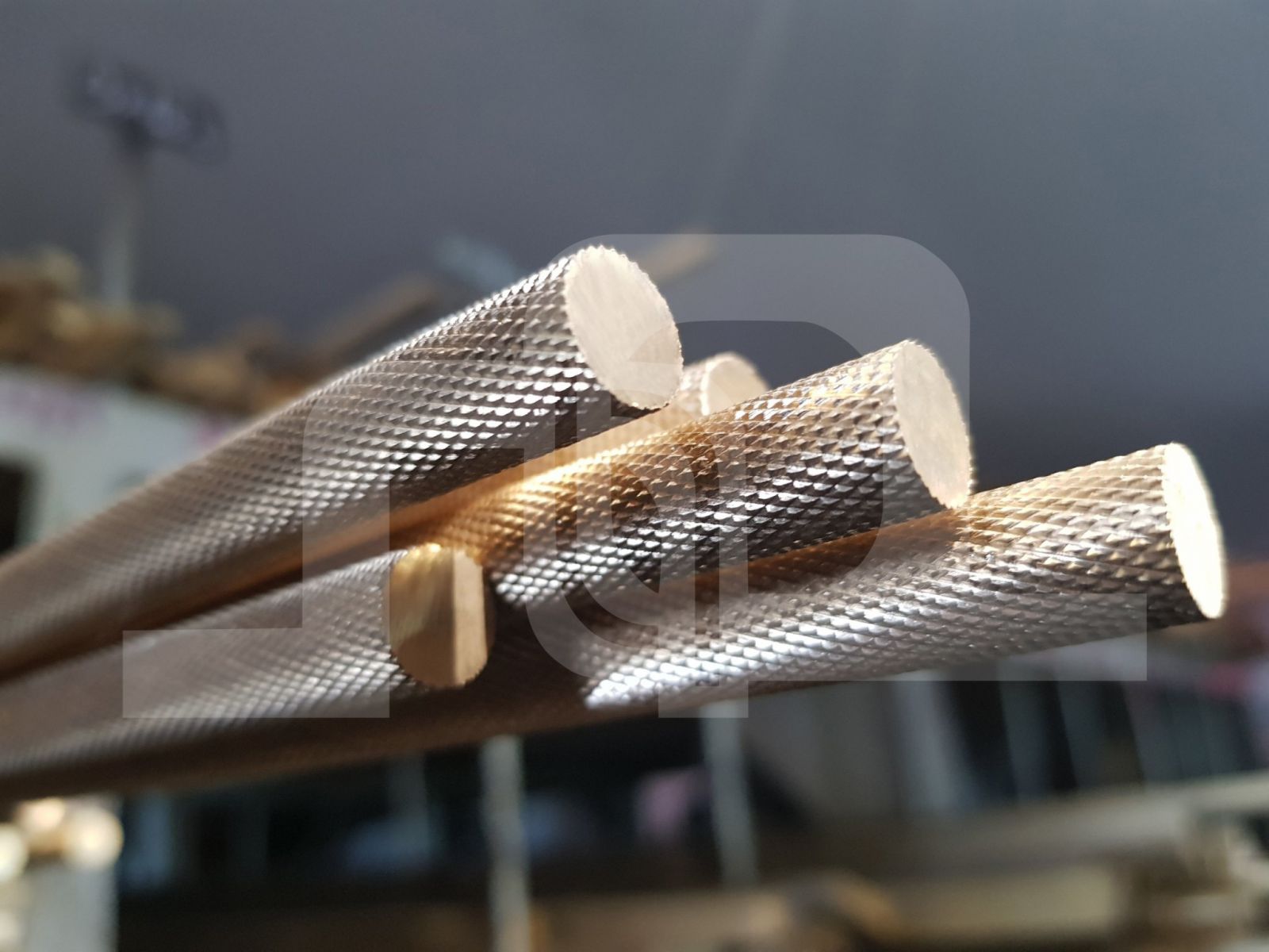 Đồng thau dạng sọc